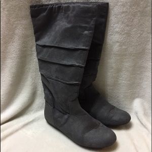 Rampage grey boots